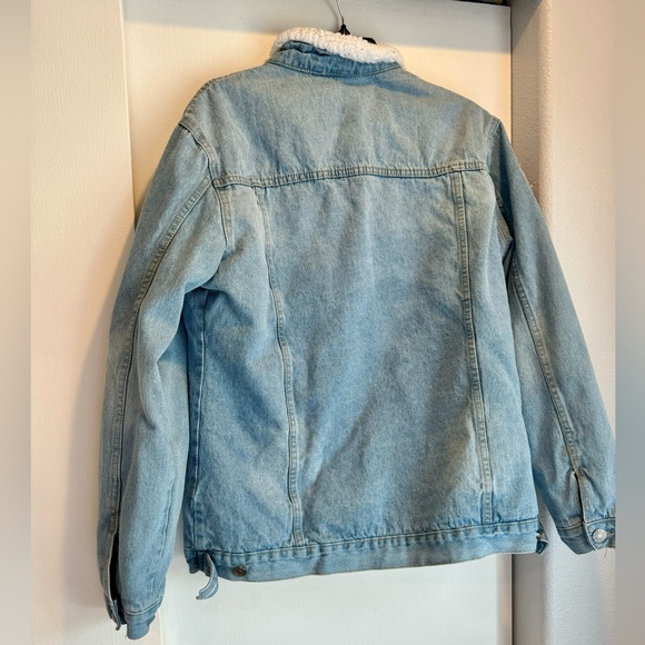 Fleece lined denim jacket. - Picture 2 of 2